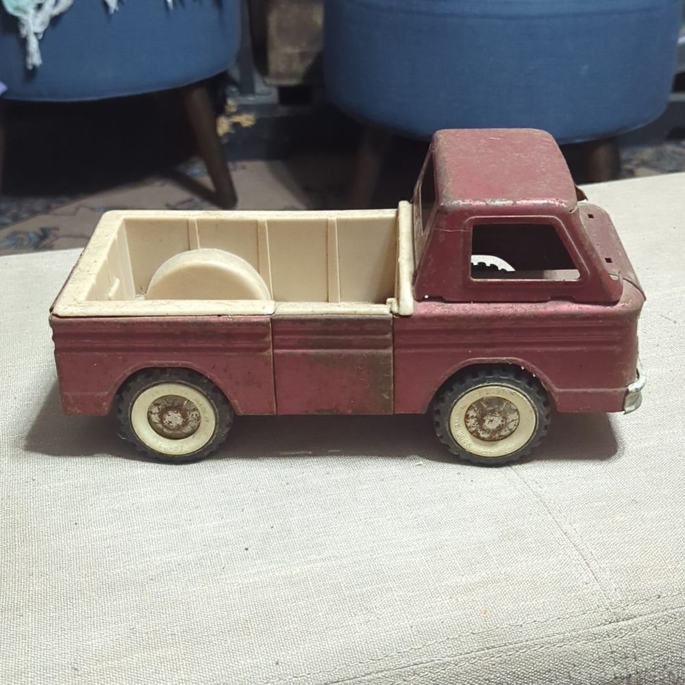 Structo Corvair Rampside Pickup truck 10 Inches Long